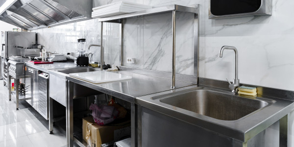 Limpiezas Campanas Extractoras de Cocinas Espelúy · Cocina de Cafeterías