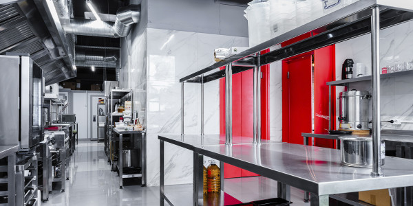 Limpiezas de Conductos de Extracción y Ventilación Rus · Cocina de Obradores