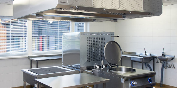 Limpiezas de Conductos de Extracción y Ventilación Rus · Cocina de Geriátricos